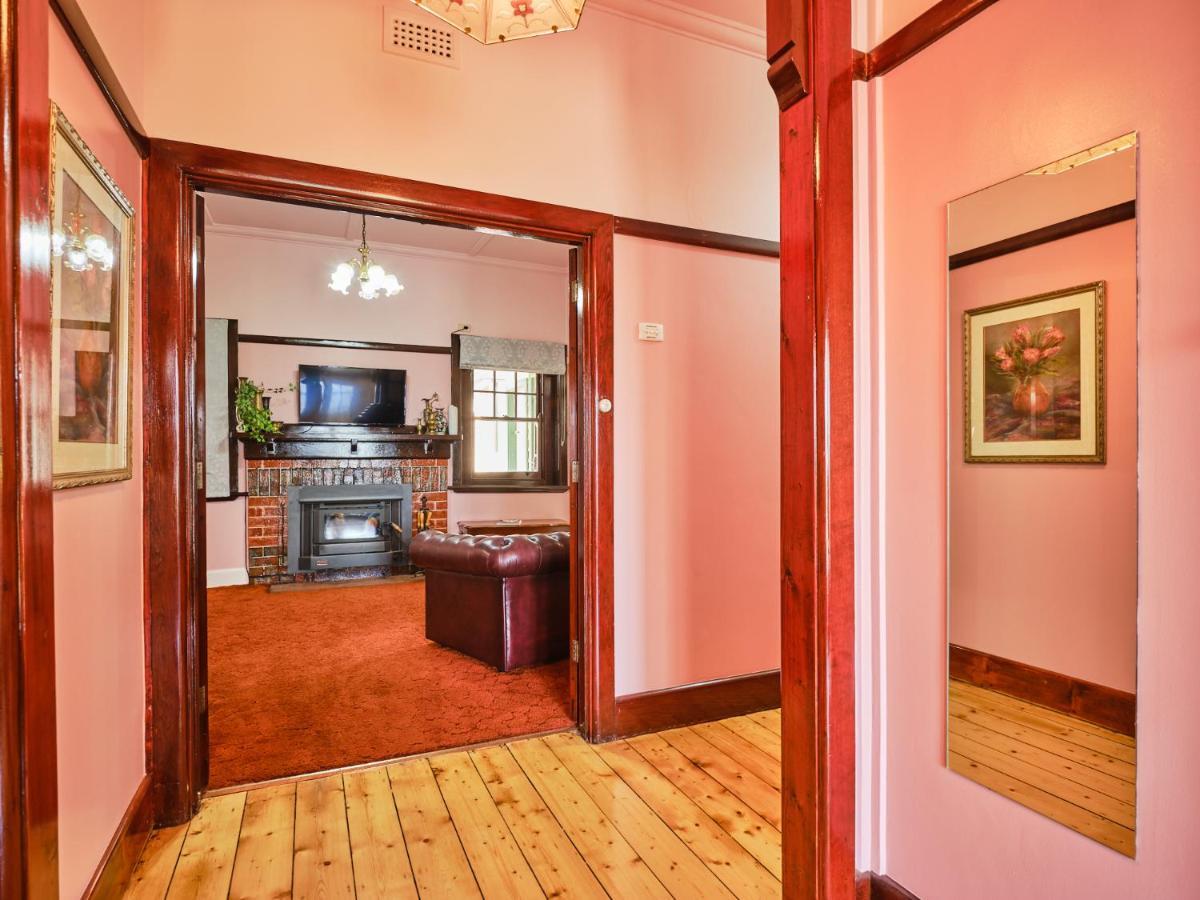 Sea Lake Skymirror Cottage מראה חיצוני תמונה
